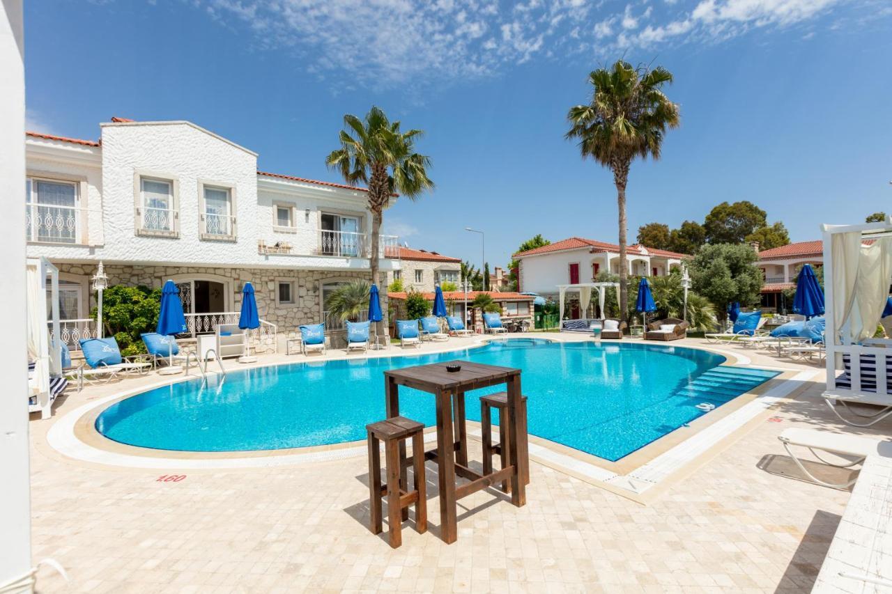 Alaroof Hotel Alacati Exterior photo