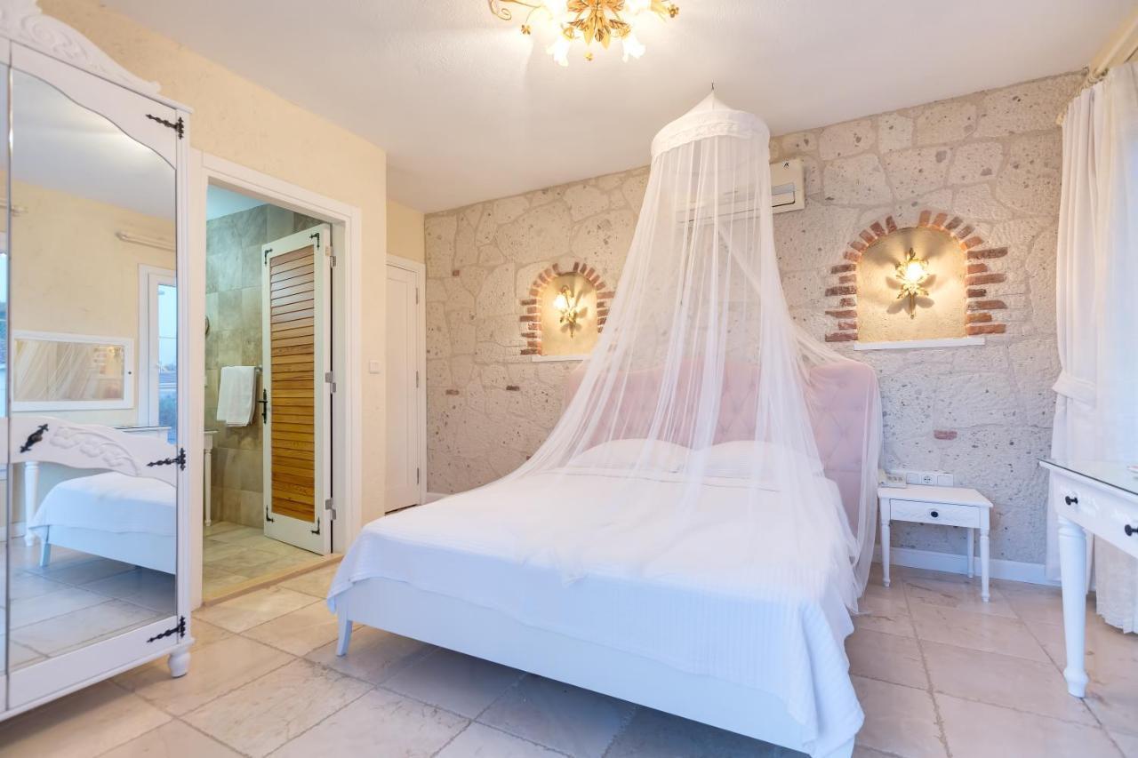 Alaroof Hotel Alacati Exterior photo